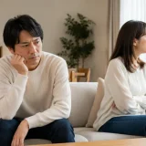 妻が冷たいと感じる夫へ｜考えられる理由と関係を悪化させない接し方